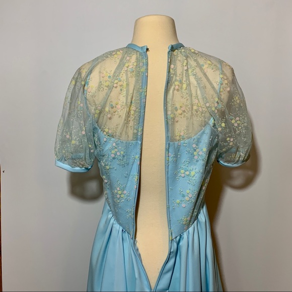 Vintage 1950’s/60’s Baby Blue Sheer Floral Lace Embroidered Overlay Prom Dress - Picture 12 of 16